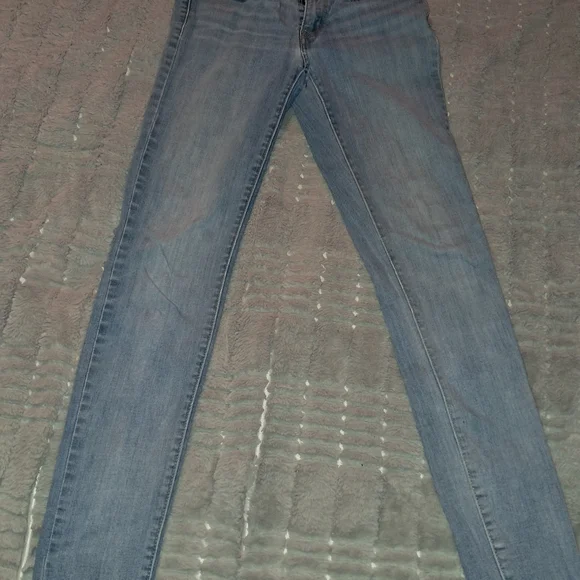 Levi's Women's Blue Jeans - Picture 4 of 6